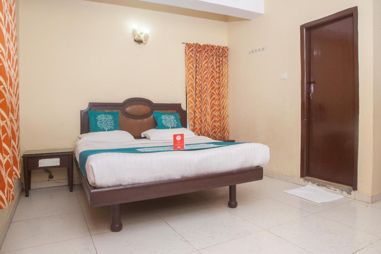 OYO 12357 Hotel Nilgiris Inn Ooty Buitenkant foto